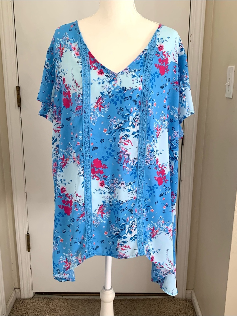 Pioneer Woman Blouse Blue Floral Farmhouse Feminine Flutter Sleeve Women’s 3XL